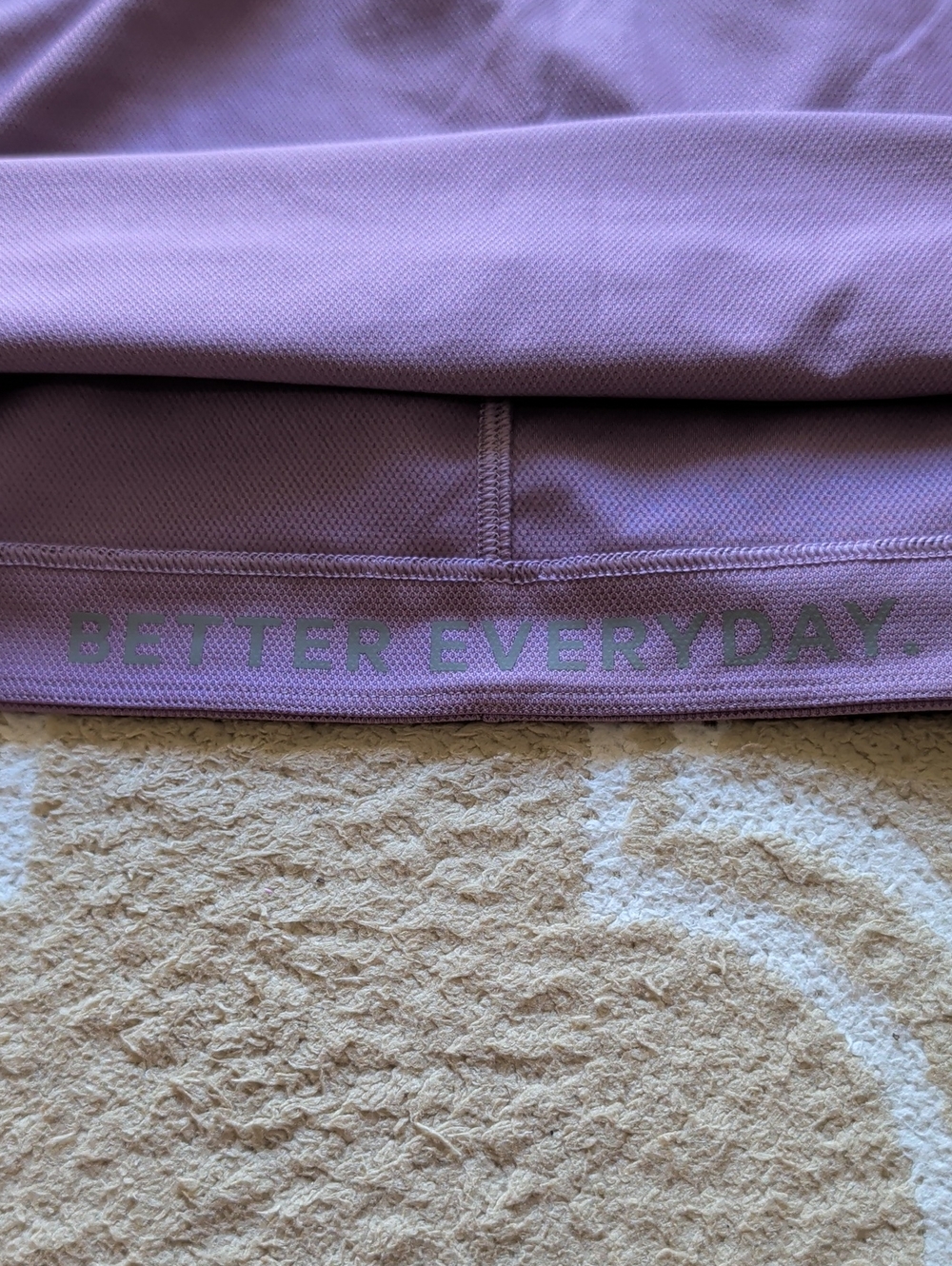Lululemon Mesh Back Cropped Train Tank Wisteria Purple EUC - Picture 5 of 5